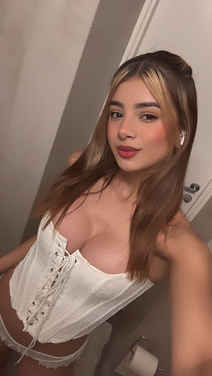 Alejandra - Aruba-Heaven-Escort